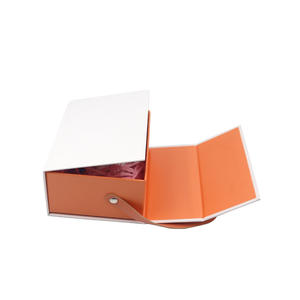 Boîte magnétique rectangulaire écologique personnalisée avec poignée - Product Image 2