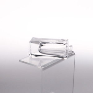 Nuevo diseño <span class=keywords><strong>robot</strong></span> apariencia transparente personalizado 50Ml cosméticos vacíos botella de <span class=keywords><strong>perfume</strong></span> bomba de pulverización botella de vidrio fabricante - Product Image 2