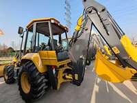 Chargeuse-pelleteuse XC8-C2570 la plus vendue, capacité de levage de 2,5 tonnes, 4x4, multifonction, puissante et compacte, machine de construction