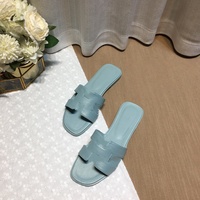 Sandales plates respirantes pour femmes, à bout rond, en cuir véritable, semelle extérieure en caoutchouc, à enfiler, confortables, à brides croisées, pour les soirées