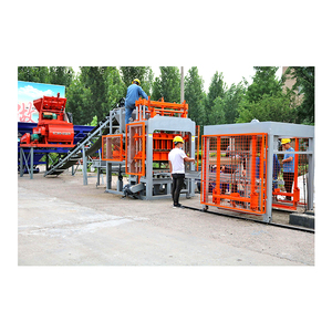 QT5-15 curbstone paver khối tự động máy làm gạch xi măng bê tông gạch khuôn máy để bán trong Botswana - Product Image 2