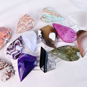 Venta al por mayor de cristales ornamento natural tallado a mano amatista cristal de cuarzo <span class=keywords><strong>piedra</strong></span> curativa de forma libre para la decoración - Product Image 2