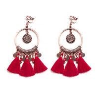 Anting-anting gantung model hoop eksotis warna merah buatan tangan seri Trendy dengan detail rumbai dan pengait alloy untuk wanita, perhiasan pesta