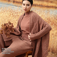Ensemble de trois pièces pour femmes, veste élégante en laine tricotée, châle, pull classique, mode automne