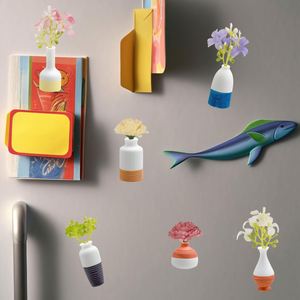Aimant de réfrigérateur en résine 3D écologique et durable avec logo personnalisé, design mini-vase pour plantes, idéal pour la cuisine et le bureau - Product Image 1
