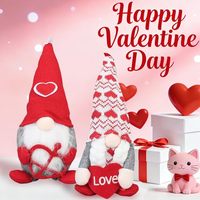 Gnome en peluche pour la Saint-Valentin avec motif cœur, poupée Tomte suédoise en peluche pour une décoration romantique des fêtes