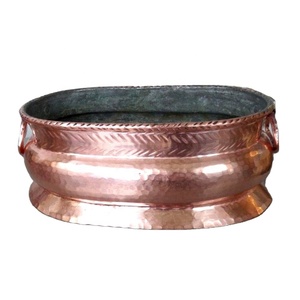 Jardinera de Metal de Hierro Revestida de Cobre, Martillada y Relieveada, Jardinera de Metal, Decoración de Jardinera, Jardinera de Pared Semicircular - Product Image 1