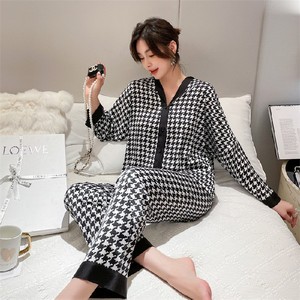 인기있는 여성 플러스 사이즈 얼음 실크 잠옷 긴 소매 통기성 가정용 의류 2 조각 세트 - Product Image 5