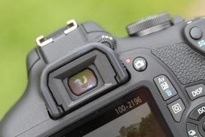 Meilleure Offre pour l'Appareil Photo Rebel T7 - Kit 2 Objectifs avec Objectifs EF 18-55mm & EF 75-300mm - Achetez des Appareils Photo Numériques - Product Image 6