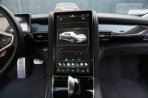 Voiture de sport électrique pure Qiantu K50 2018 Édition Standard NEDC 301-400 km Moteur 300 kW 500 Nm Batterie au lithium ternaire 70-90 kWh - Product Image 4