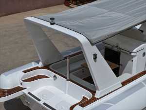 Bote Inflable de Pesca con Cabina, 8.5m RIB 850C, Casco de Fibra de Vidrio, Material de PVC de 1.2mm, para 14 Personas - Product Image 1