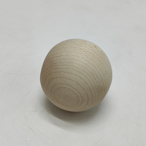 Venta al por mayor bolas <span class=keywords><strong>de</strong></span> juguetes para bebés <span class=keywords><strong>de</strong></span> <span class=keywords><strong>madera</strong></span> Bola <span class=keywords><strong>de</strong></span> <span class=keywords><strong>madera</strong></span> lisa BOLA <span class=keywords><strong>DE</strong></span> haya <span class=keywords><strong>madera</strong></span> <span class=keywords><strong>de</strong></span> arce al por mayor - Product Image 4