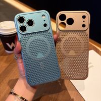 Coque creuse respirante pour iPhone 17 Pro Max avec chargement magnétique, bord sans cadre et panneau de refroidissement en nid d'abeille