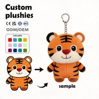 Mini distributeur automatique de jouets en peluche personnalisés, machine à griffes pour poupées, jouets en peluche avec porte-clés