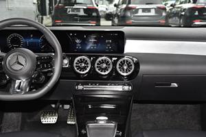 2015 Mercedes-Benz Classe A A200 Hybrid 1.6T Sièges en cuir à double embrayage ACC Cruise R19 Voiture d'occasion à vendre 90,000-100,000 km Kilométrage - Product Image 4