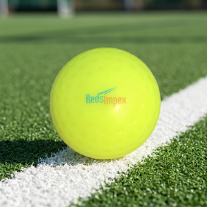 Pelota de Hockey de PVC Personalizada con Superficie con Hoyuelos – Duradera, Ligera – Ideal para Entrenamiento, Partidos, Prácticas en Campo y Recreación - Product Image 1
