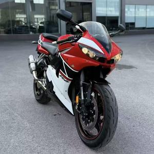 Motocicleta Deportiva Yamaha YZF-R6 <span class=keywords><strong>de</strong></span> 599cc, Cuatro Cilindros en Línea, EFI, YCC-I, Cambio Rápido, ABS, Refrigeración Líquida, Alta Potencia - Product Image 1