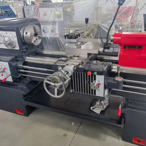 Torno de metal horizontal más vendido, máquina de torno manual CA6140 - Product Image 1