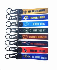 Populaire en gros Football américain bracelet lanière courte porte-clés couleur de l'équipe (toutes les équipes) - Product Image 1