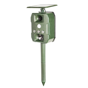 Repelente Ultrasónico de Animales 7 en 1, Recargable por USB, Activado por Movimiento, para Serpientes, Pájaros, Mapaches y Ardillas - Product Image 5