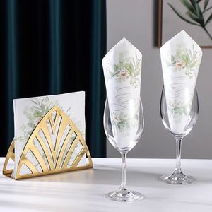 Serviettes <span class=keywords><strong>de</strong></span> <span class=keywords><strong>table</strong></span> décoratives imprimées Forêt Colorée, 2 plis, <span class=keywords><strong>en</strong></span> papier, pour banquets, mariages, anniversaires, cafés, hôtels et usage quotidien à la <span class=keywords><strong>table</strong></span> - Product Image 1
