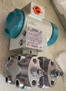 Nuevo Transmisor Inteligente Siemens 7MF0300-1WF01-5BF2-H02, Transmisor de Presión 7MF0300 - Product Image 2