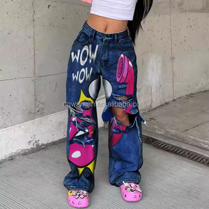 <span class=keywords><strong>Jeans</strong></span> en denim déchirés et peints taille haute coupe bootcut avec ceinture pour femme, pantalon ample amincissant à graffiti personnalisé, vente en gros - Product Image 5