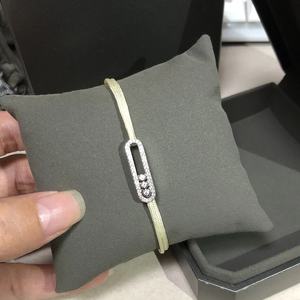 Bracelet à breloques Messicardrs en acier inoxydable avec trois anneaux en zircon, plaqué or, cordon rouge porte-bonheur, bijoux tendance et mode - Product Image 5