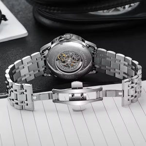 Nouvelle montre de sport pour homme avec cadran rotatif, étanche, mécanique, en alliage, verre et silicone, style mode et design unique - Product Image 2
