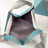 Boîtes d'emballage cadeau en carton personnalisé triangulaire pour bonbons chocolat baby shower
