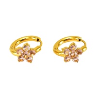 Anting-anting Huggie Fashion dari Baja Anti Karat Grosir, Lapisan Emas 18K, Bunga Minimalis, Anting Hoop Acero untuk Wanita