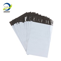 11*16.5 pouces (28*42CM) 100% nouveau matériau blanc couleur Poly sac d'expédition étanche à l'eau auto-adhésif Mailer sacs d'expédition