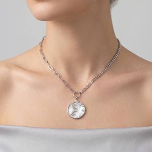 JUSNOVA Ciondolo a Cuore con Zirconi in Acciaio Inossidabile Placcato Oro 18k PVD Impermeabile Antiossidante Collana Celestiale Gioielli alla Moda - Product Image 4