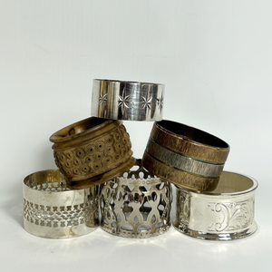 Elegante Anillo para Servilletas de Metal Diseñado para una Experiencia Gastronómica Elegante con Aspecto Decorativo y Cuerpo Metálico Resistente - Product Image 1