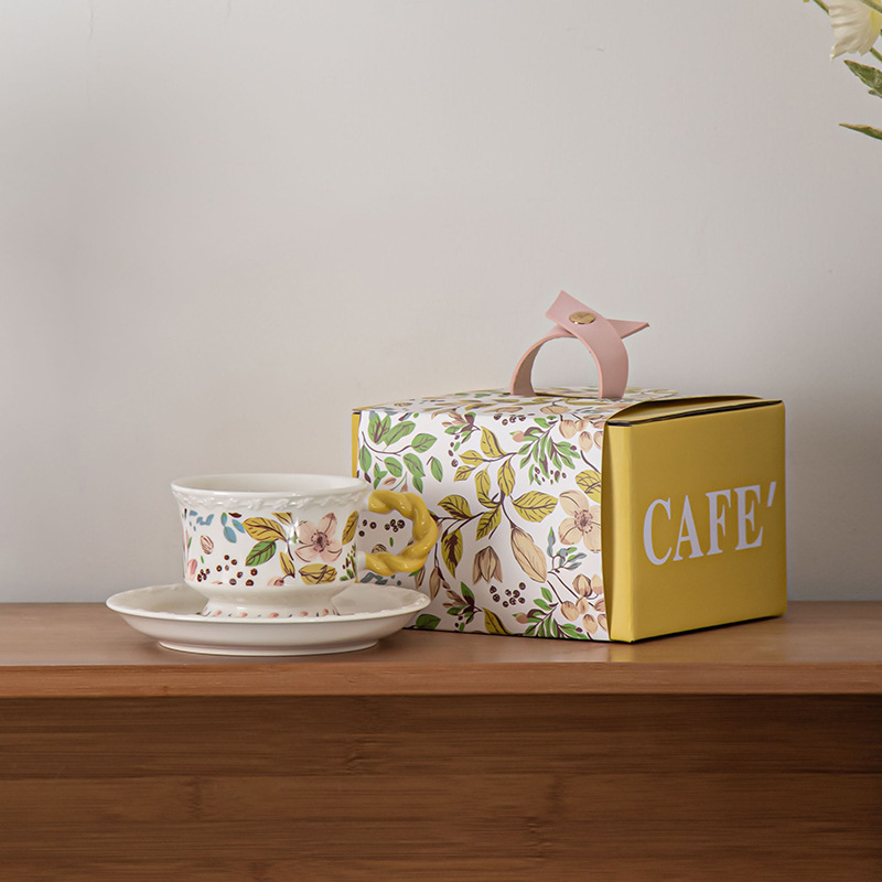 Yellow jasmine one cup one plate-color box