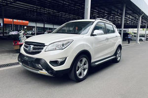 Le Moins Cher SUV Chinois Changan CS35 Compact d'Occasion, Conduite à Gauche, Essence, Modèle 2020 – Voitures Changan CS35 d'Occasion à Vendre - Product Image 2
