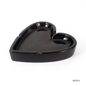 Nero a forma di cuore in ceramica sigaretta personalizzato posacenere commercio all'ingrosso gres stampa personalizzata sigaro posacenere