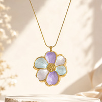Collar SUMMLY con Colgante de Flor Grande, Elegante y Moderno, Chapado en Oro de 18K, Cadena de Serpiente de Acero Inoxidable, Joyería de Moda para Mujer