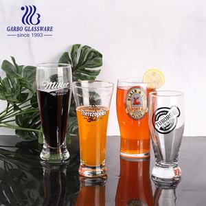 Tamaños Multi cerveza taza de vidrio con impresión de logotipo personalizado soplado máquina <span class=keywords><strong>pub</strong></span> británico estilo Weissbier Pilsner cerveza de vidrio - Product Image 1