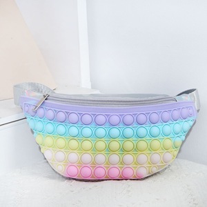 Mayorista Verano Niños Pop Silicona Riñonera Niños Niñas Pequeñas Lindo Arco Iris Riñonera Crossbody Monedero - Product Image 5