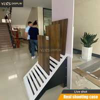 Présentoir vertical sur pied personnalisé pour carreaux de sol en bois, dalles de pierre, pour salle d'exposition et magasin