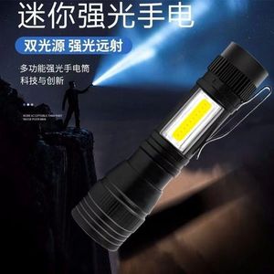 Mini linterna LED COB de haz alto recargable con zoom para camping - Product Image 1