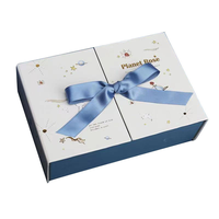 Boîte cadeau commémorative personnalisée à double porte, emballage exquis, carton blanc rectangulaire, doublure en éponge, boîte cadeau avec finition bronzée