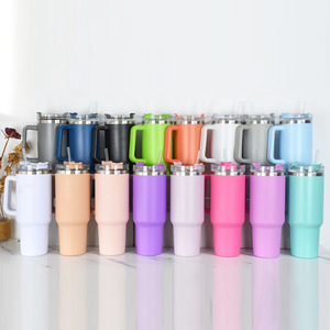 Gourde isotherme en acier inoxydable de 40 oz avec paille, bouteille d'eau portable, tasse de voyage isolée avec poignée pour voiture, flasque sous vide - Product Image 1