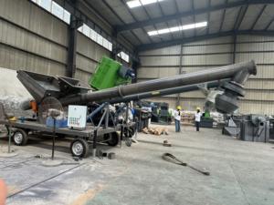 Mobiele Lader Cement Vullen Automatische Silo Invoersysteem Vijzel Schroef Transportband - Product Image 2