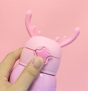 แก้วน้ำลายกวางน้อยน่ารัก A2743 พร้อมเชือกห้อย แก้วน้ำสำหรับนักเรียน แก้วกาแฟ แก้วน้ำพกพาสำหรับเด็ก ลายการ์ตูนสุญญากาศ - Product Image 2