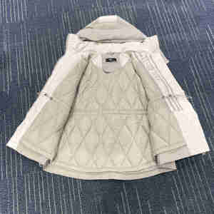 Op maat gemaakte logo heren winterjassen outdoor winddichte donsjassen jas van dons voor heren - Product Image 2