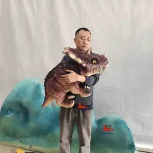 シミュレーション恐竜ハンドベビー人形