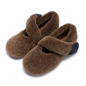 รองเท้าผ้าฝ้ายมารีเจนขนมิงค์น้ำหนักเบาสุดหรูสไตล์เกาหลี-รองเท้าผู้หญิงทรงวีขนฟูสไตล์บัลเล่ต์แบบเรโทร - Product Image 6