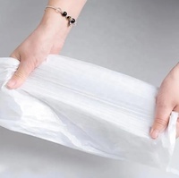 Nappes jetables en plastique pour événements, nappes en PE résistantes, imperméables et anti-taches, avec logo personnalisé